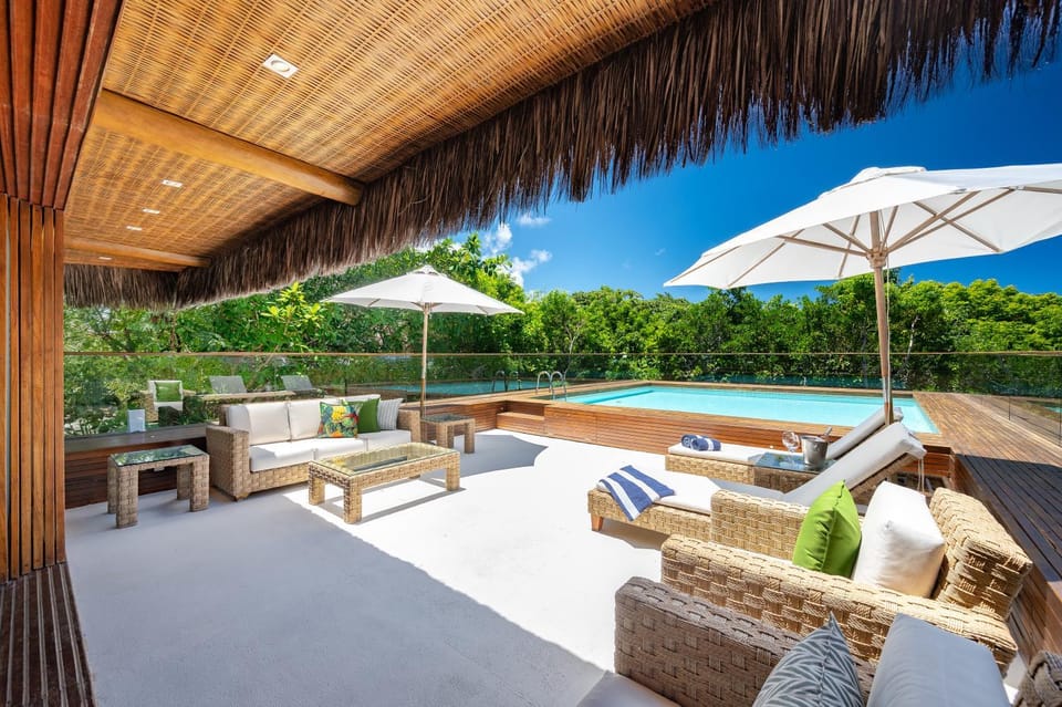 Day, Natural landscape, View (from property/room), Balcony/Terrace, Pool view, Swimming pool, sunbed