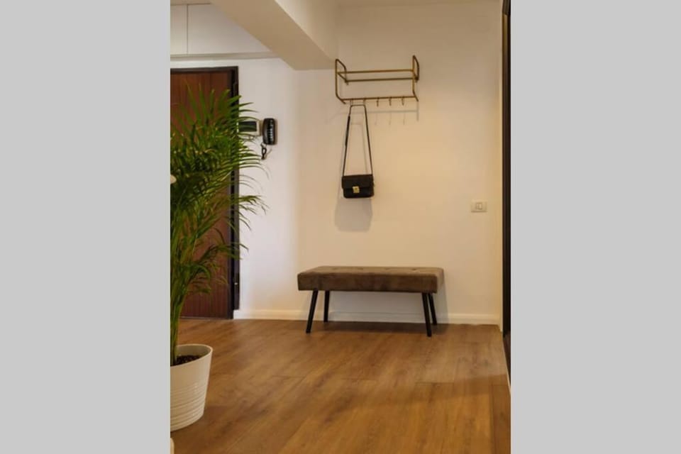 Panoramic Apartment - 4BR - Piata Unirii Apartment in Bucharest