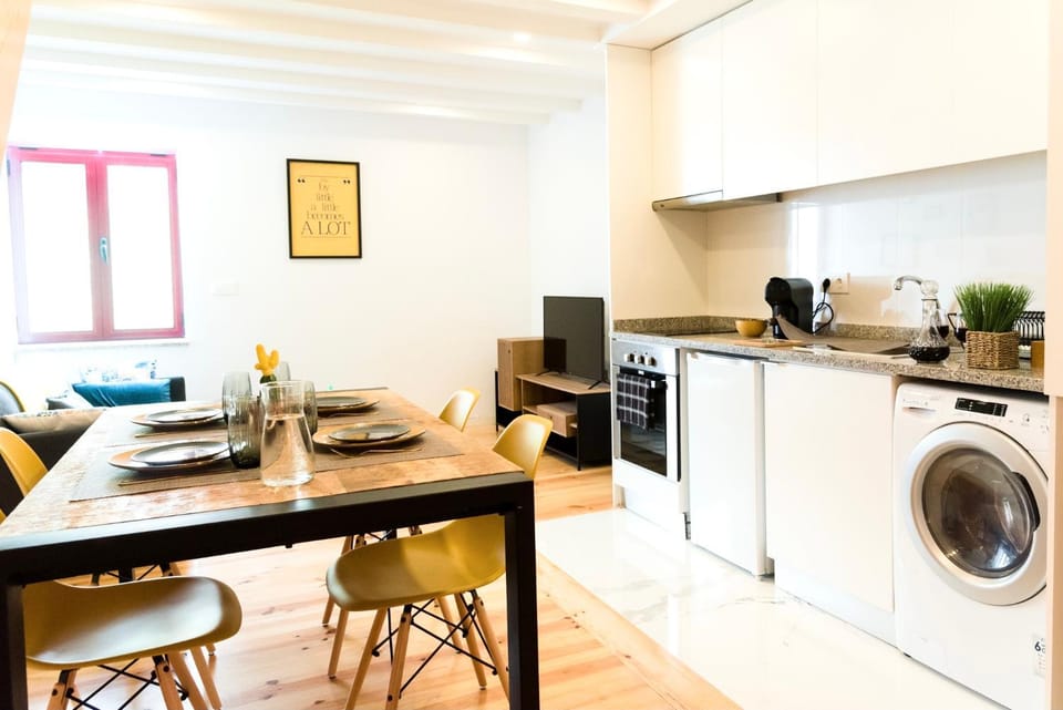 Porto Wine Loft Duplex with swimming pool Apartment in Vila Nova de Gaia