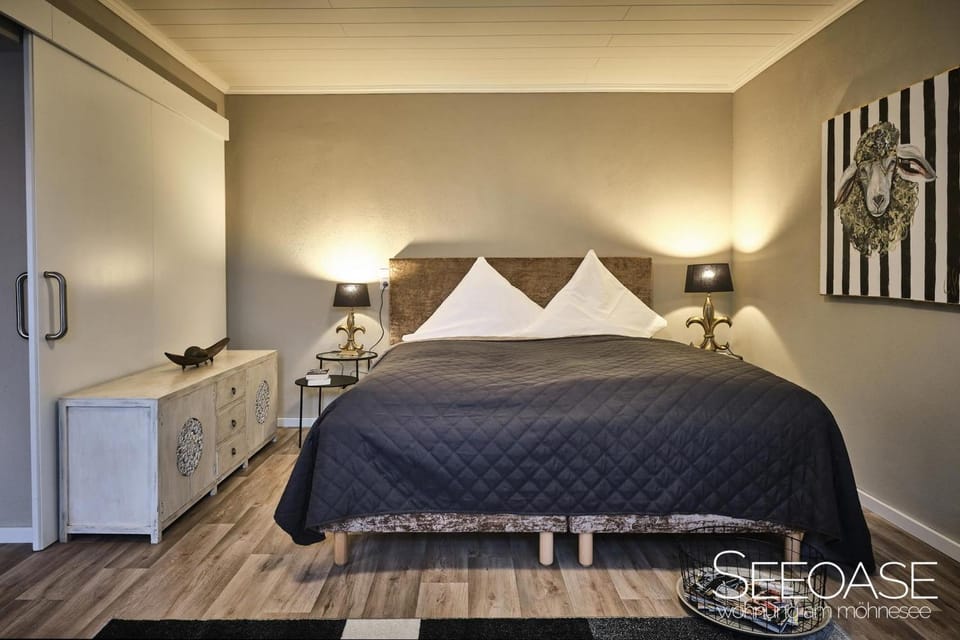 Living room, Bedroom