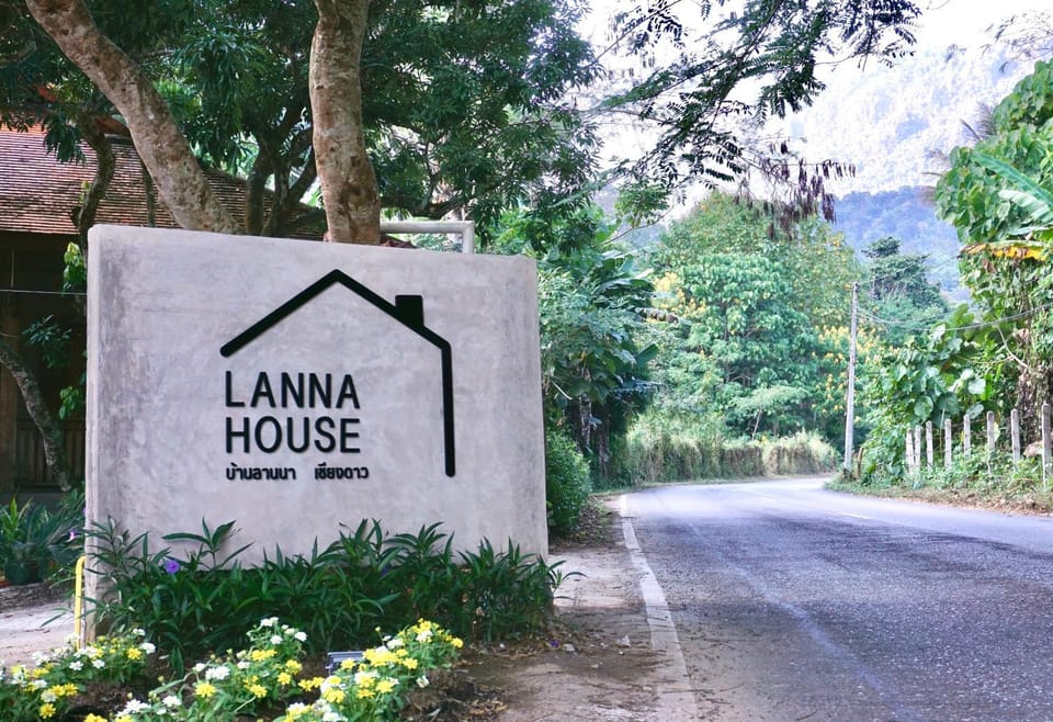 Facade/entrance, Logo/Certificate/Sign, Logo/Certificate/Sign, Logo/Certificate/Sign