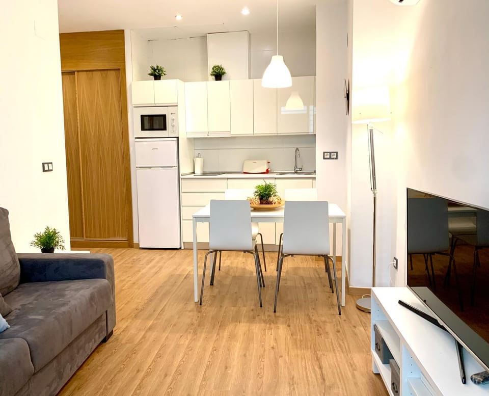 Kitchen or kitchenette, Living room, Seating area