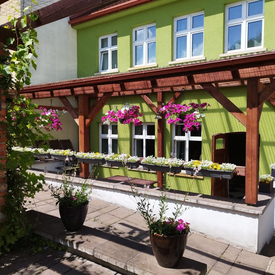 Noclegi Szymrych Farm Stay in Lower Silesian Voivodeship