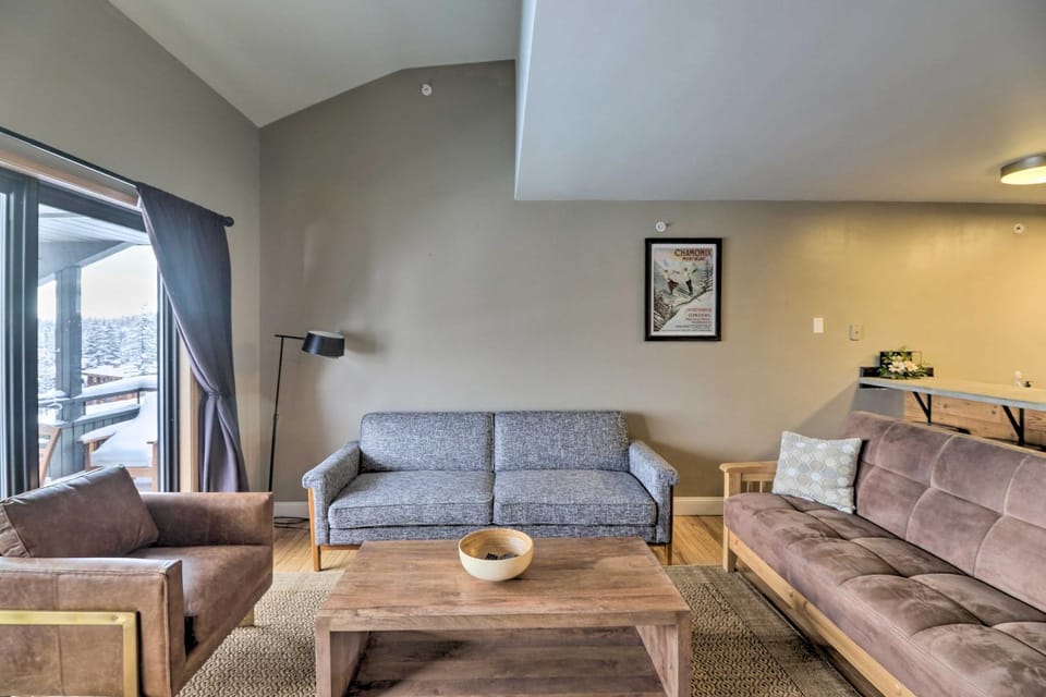 Whitefish Mountain Ski-In/Out Condo w/ Views! House in Whitefish
