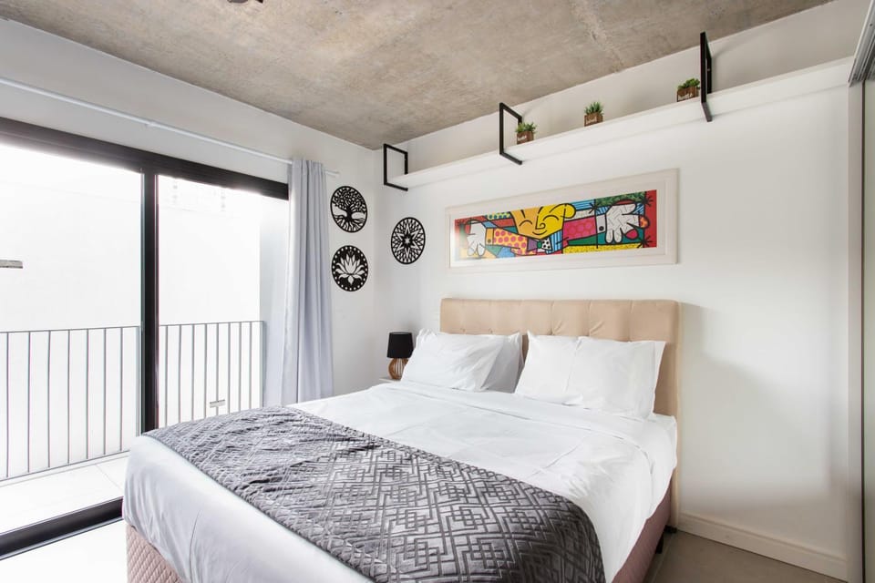 Bed, Day, Balcony/Terrace, Bedroom