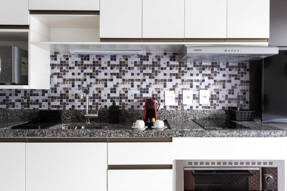 Day, Coffee/tea facilities, Kitchen or kitchenette, microwave, oven, stove, kitchen