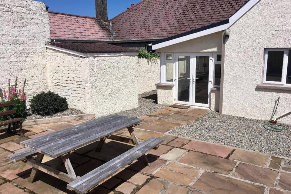 Coffee Cottage Portrush Holiday Home Self Catering House in Northern Ireland