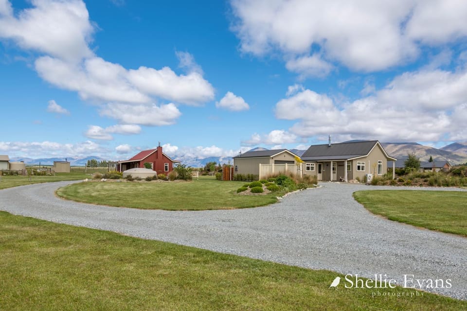 Night Sky Cottages - Kea Cottage - LUXURY House in Twizel