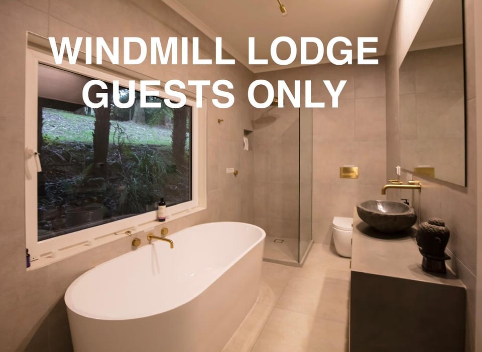 The Fernglen Forest Retreat Bed and Breakfast in Mount Dandenong