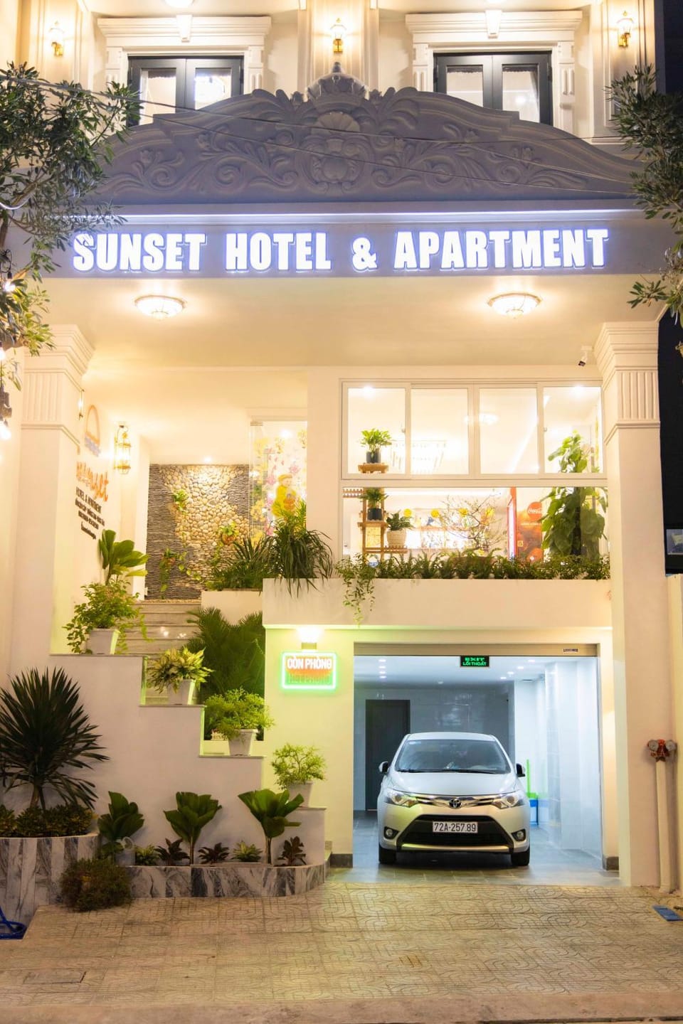 Facade/entrance, Property logo or sign
