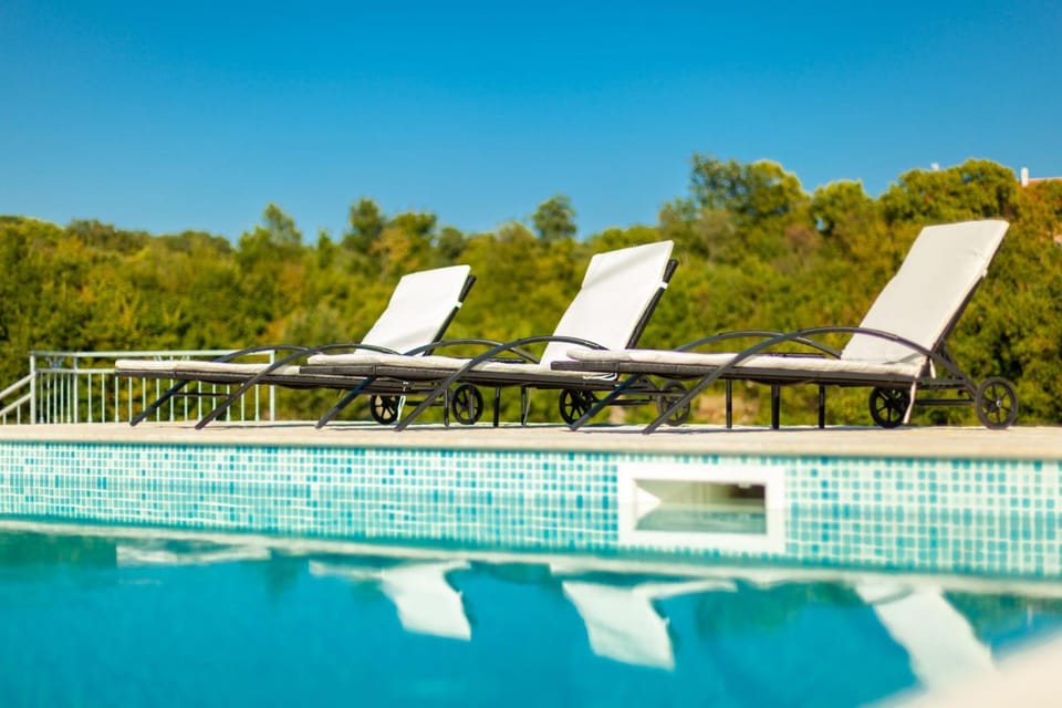 Balcony/Terrace, Swimming pool, Swimming pool