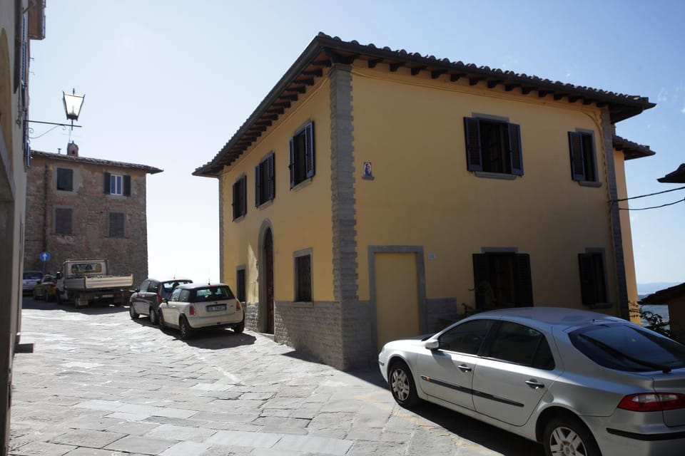Property building, Facade/entrance, Neighbourhood