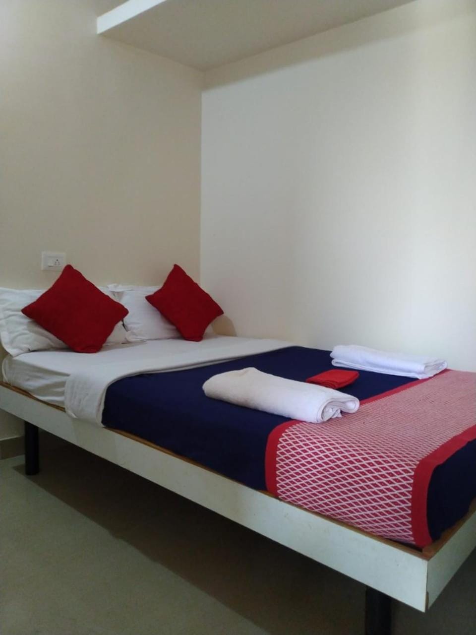 RAJE SAMBHAJI GUEST HOUSE Bed and Breakfast in Karnataka