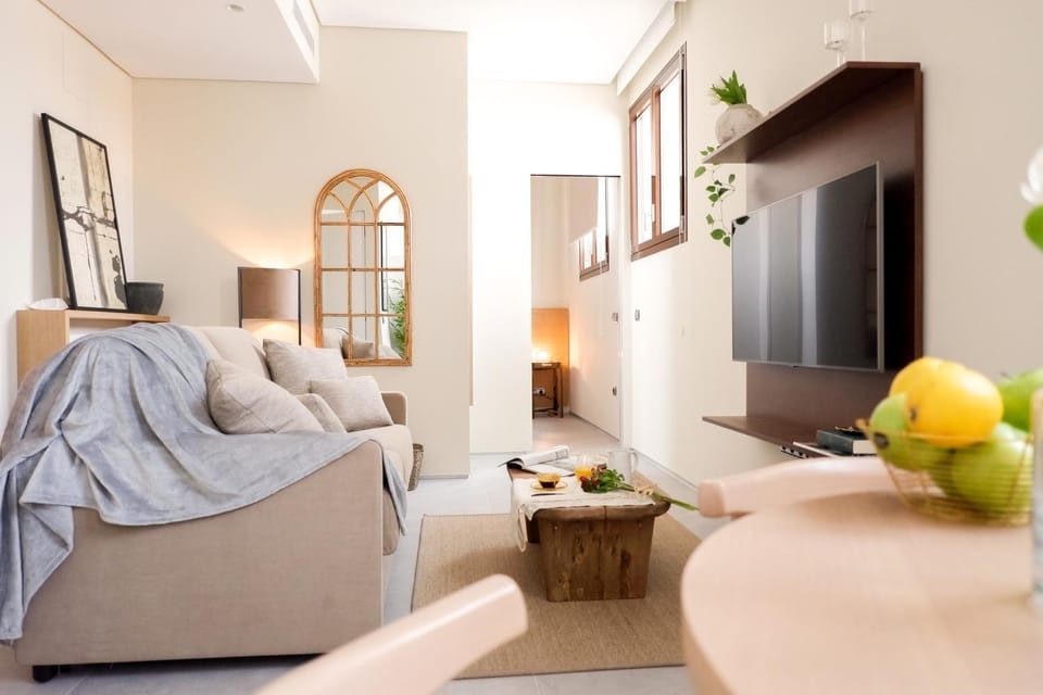 TV and multimedia, Seating area