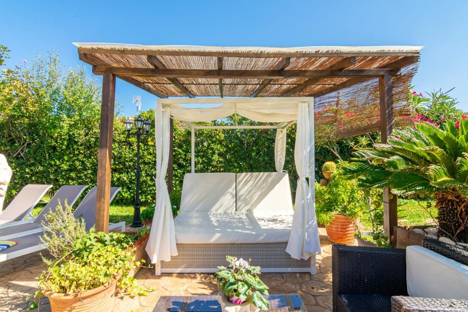 Casa con piscina a 1 km del mar y del pueblo Villa in Raiguer