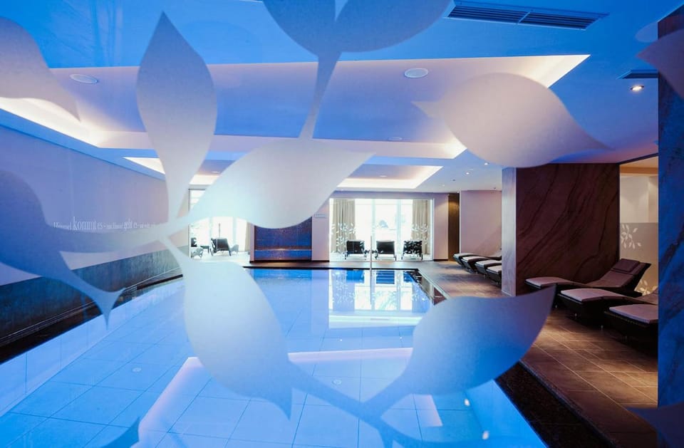 Spa and wellness centre/facilities, Swimming pool