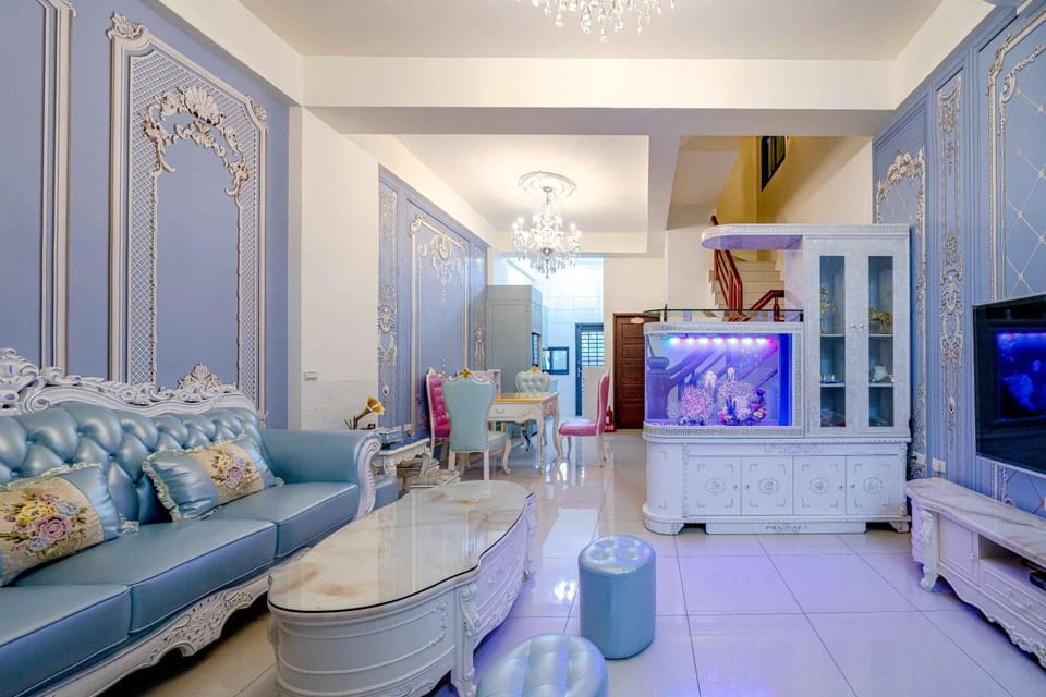 TV and multimedia, Kitchen or kitchenette, Living room