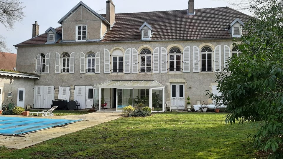 Property building, Garden