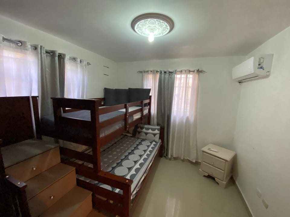 Bed, Bedroom, bunk bed