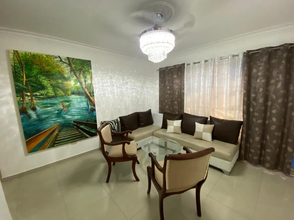 4DR Inviting 3-Bedroom Stay Santo Domingo Apartment in Santo Domingo