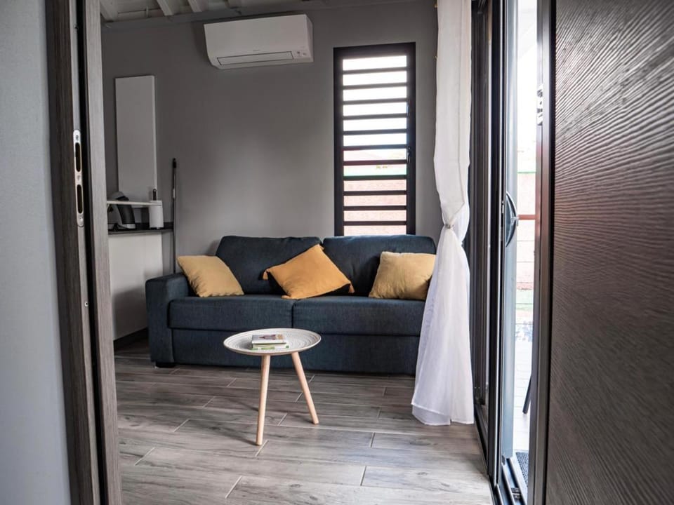 kokopoirier House in Leeward Islands