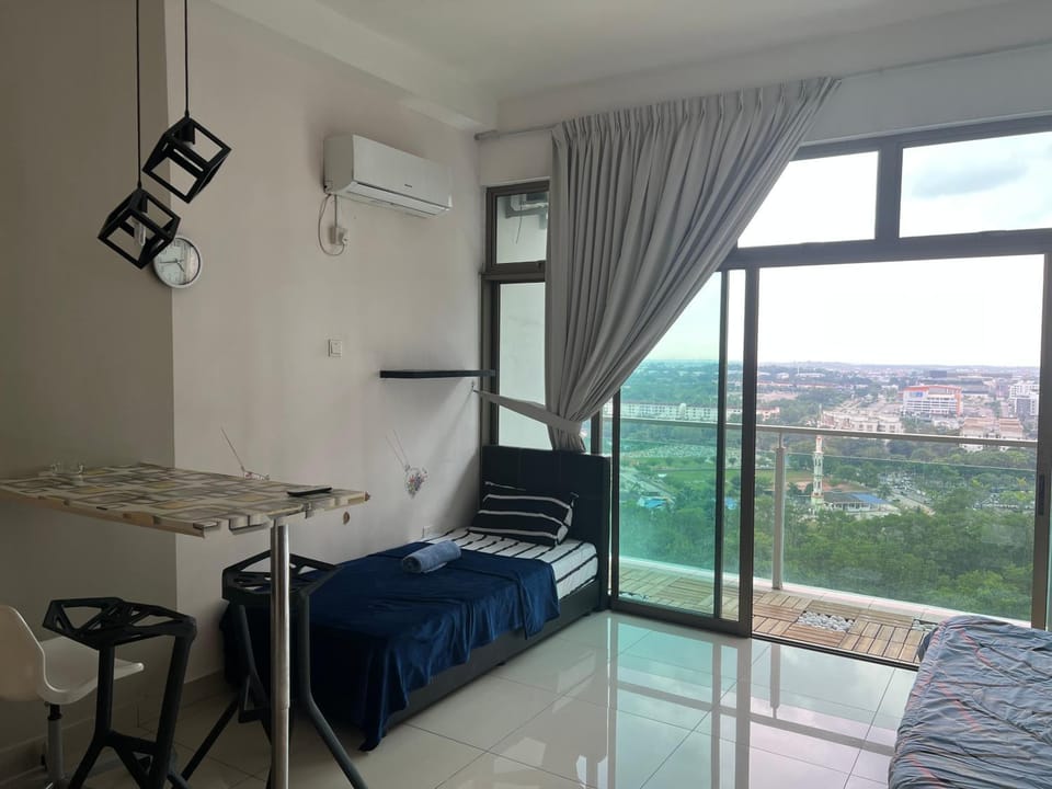 Bed, Natural landscape, Dining area, air conditioner