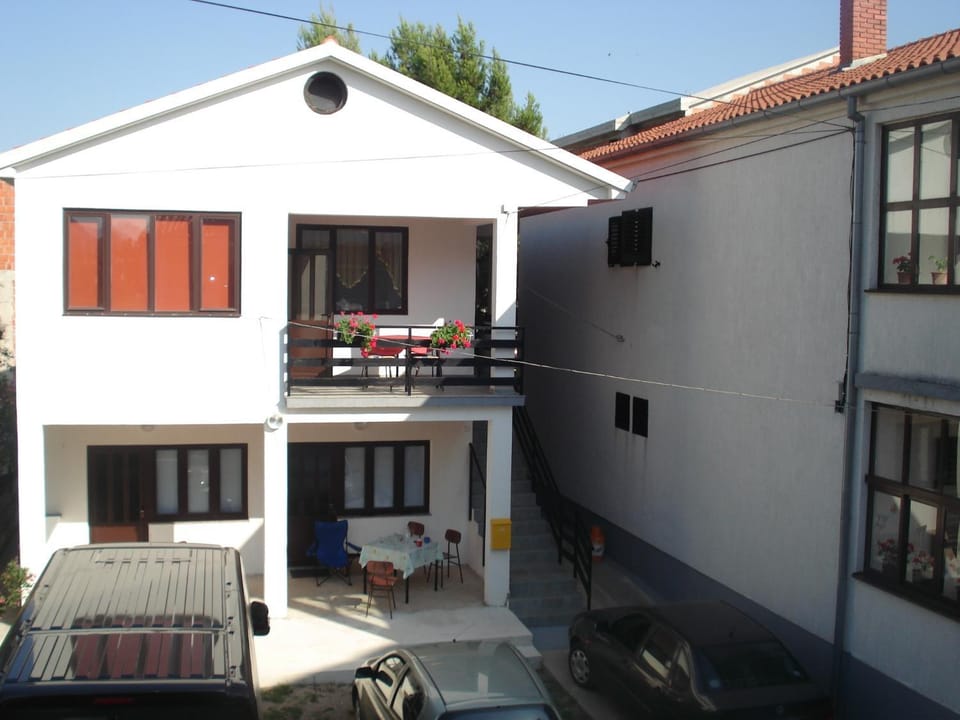Property building, Balcony/Terrace, Photo of the whole room