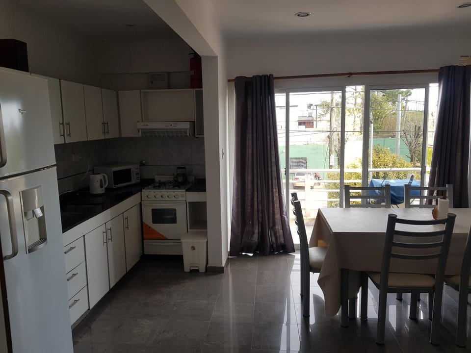 Colòn Termas y Playa - Departamento 2 a 4 personas Apartment in Colón
