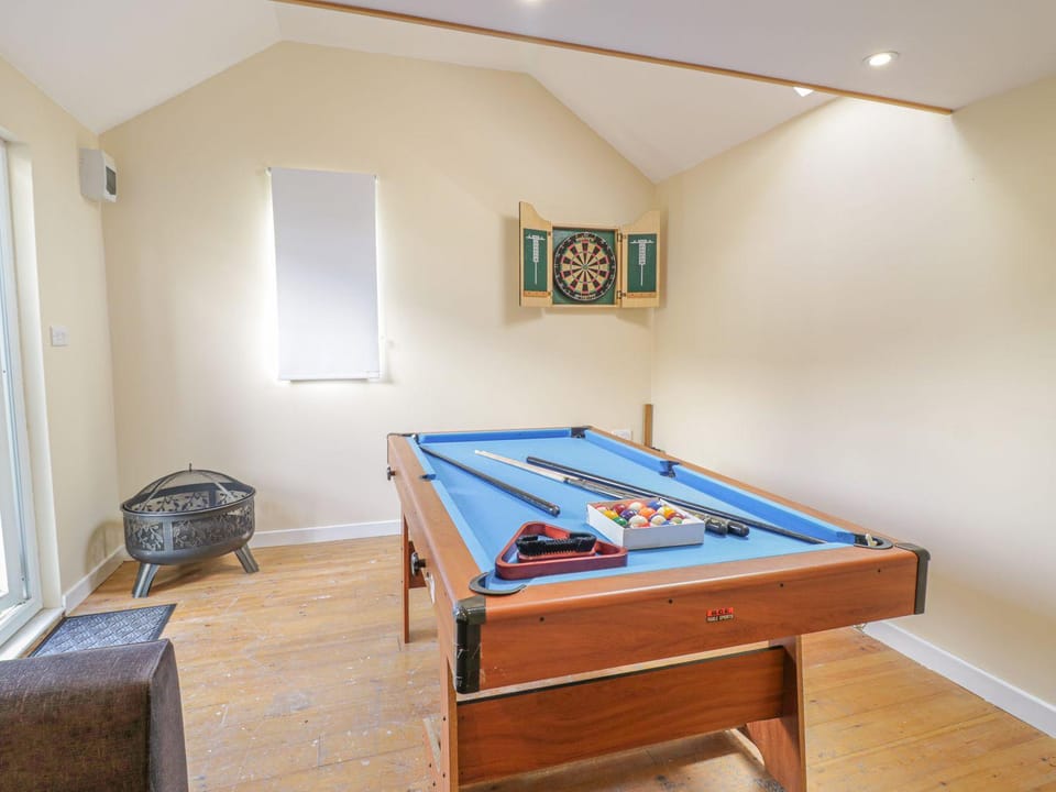 Activities, Billiard