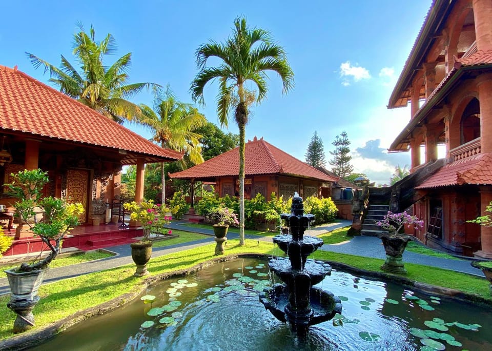 Property building, Garden, Inner courtyard view