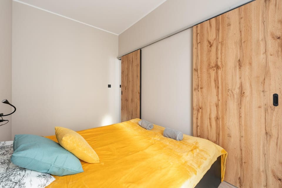 Bed, wardrobe