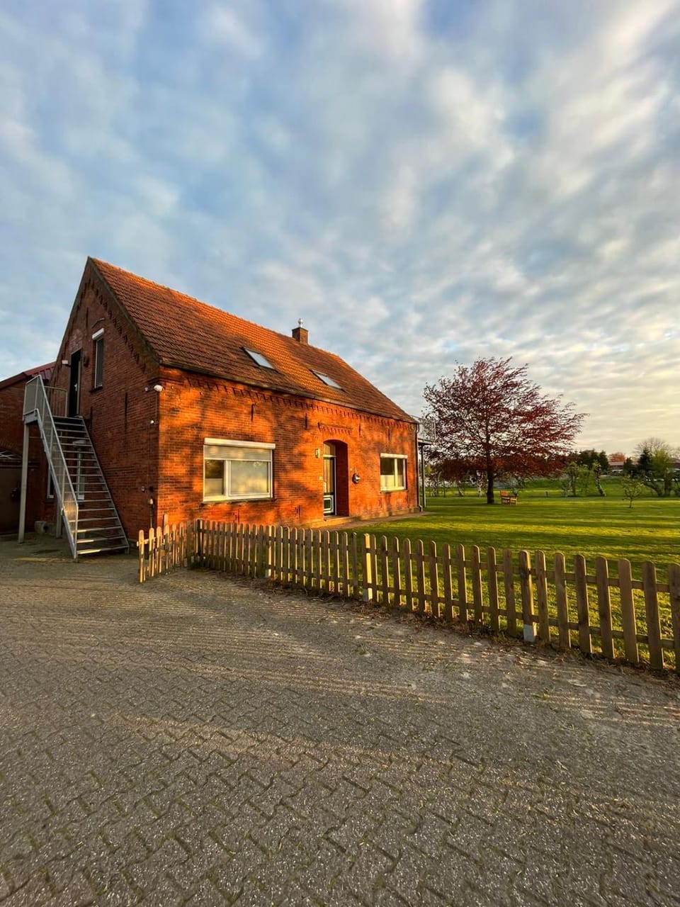 Property building, Day