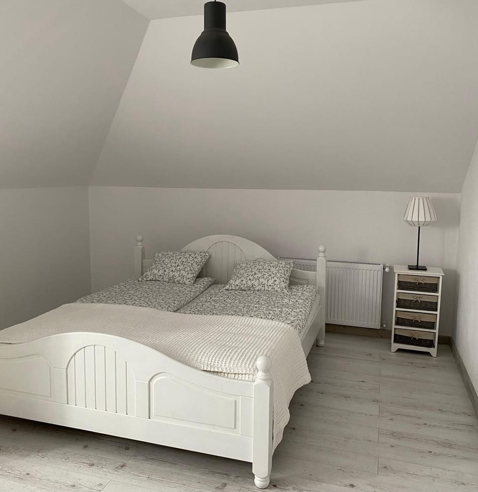 Białowolskie Wzgórze Apartment in Poland