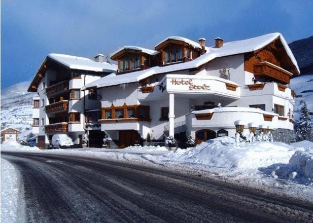 Property building, Winter