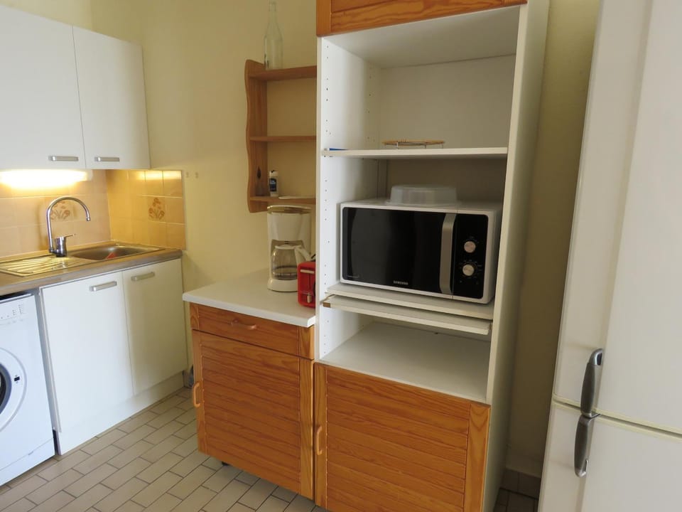 T2 40m² en front de mer avec loggia, terrasse et parking - FR-1-472-127 Apartment in Occitanie