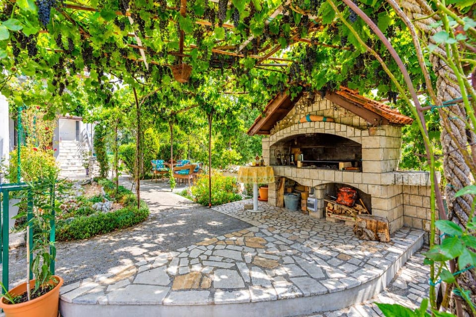 BBQ facilities, Balcony/Terrace