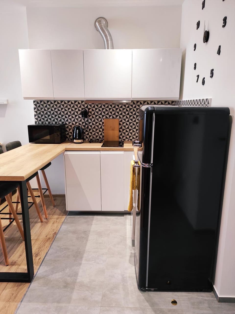 Kitchen or kitchenette, Dining area, dishwasher, minibar, pet friendly, stove