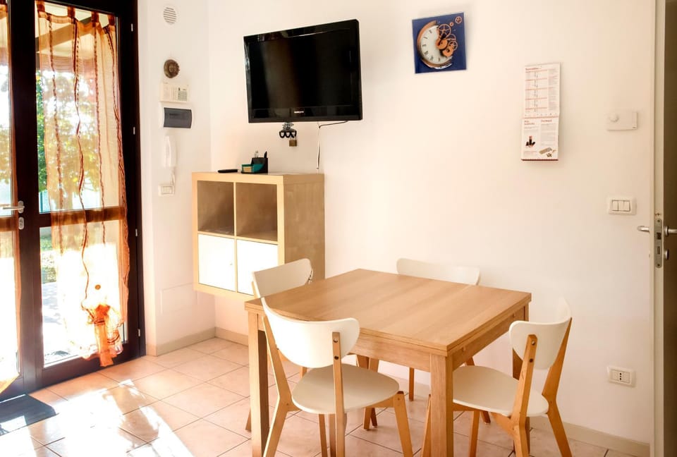 M273 - Marcelli, nuovo trilocale con giardino Apartment in Marcelli