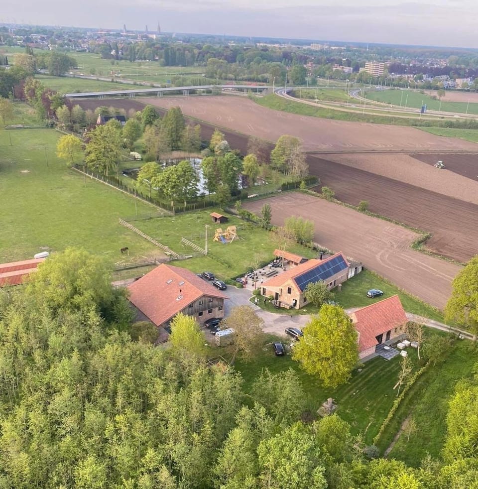 Hoeve Chartreuse Bed and Breakfast in Bruges