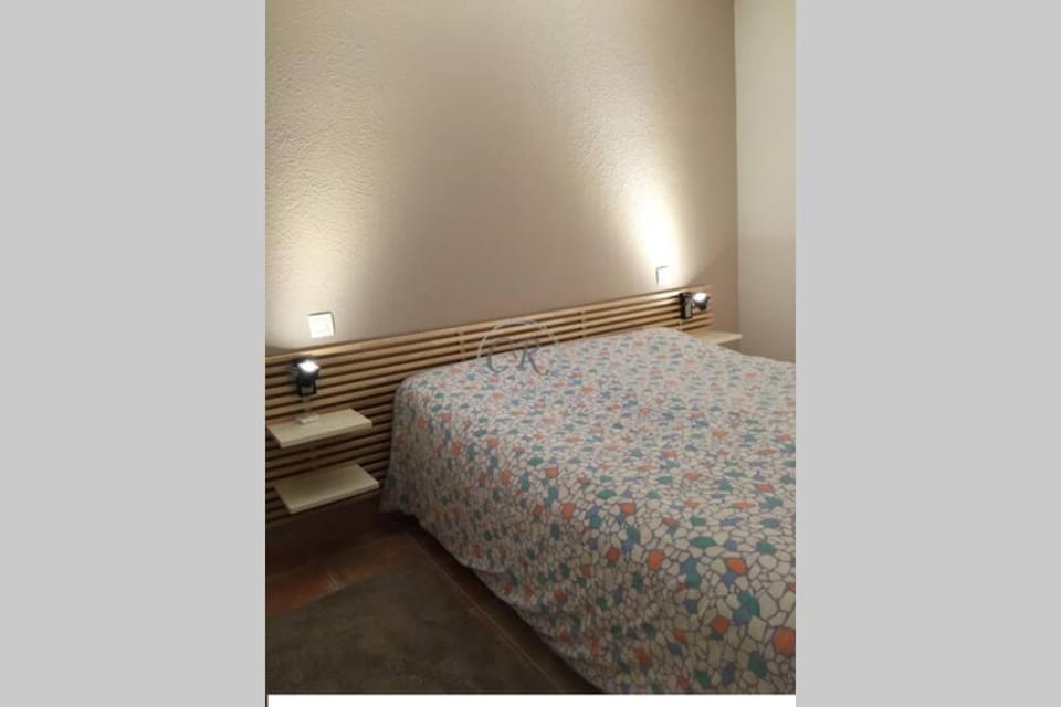 T3 de standing avec grande terrasse vue colline Apartment in Le Lavandou