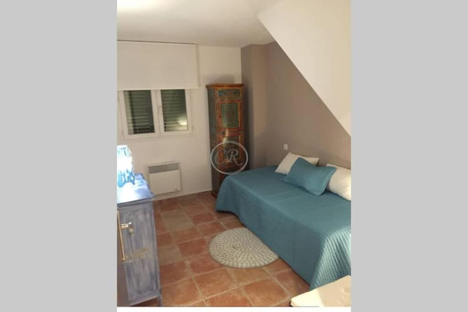 T3 de standing avec grande terrasse vue colline Apartment in Le Lavandou