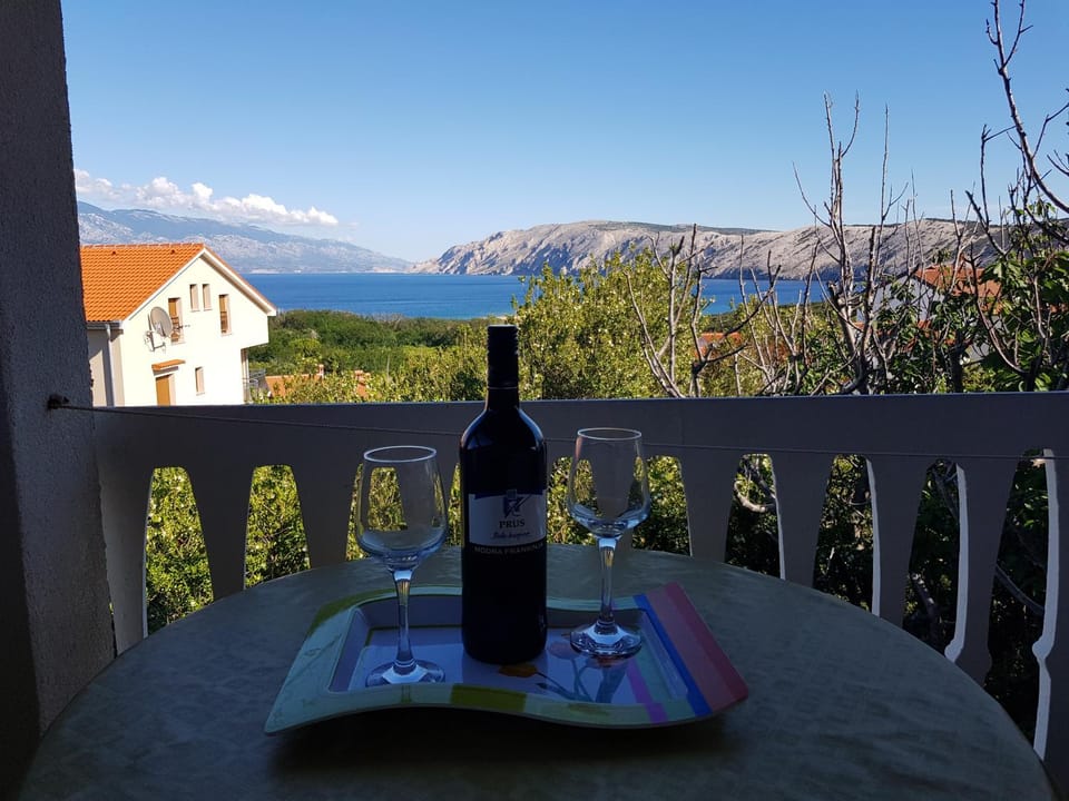 Apartments Nikol Apartment in Lopar