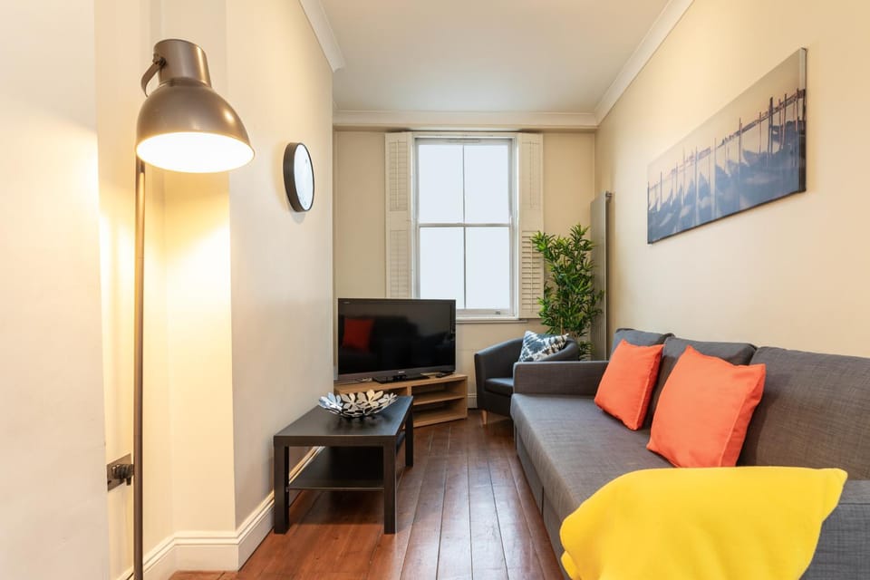 Camden City Living Apartment in London Borough of Islington