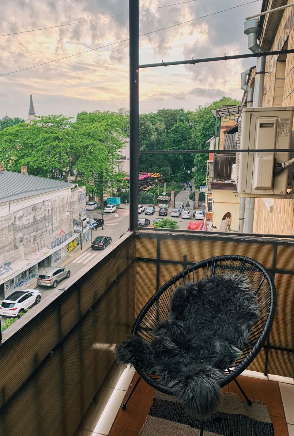 Balcony/Terrace, City view, Street view