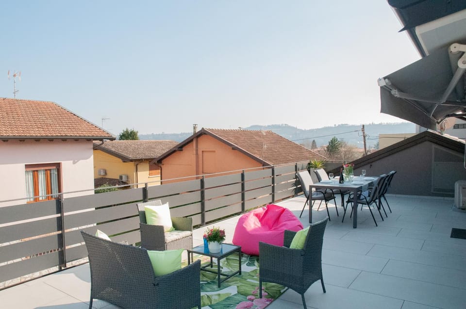 Balcony/Terrace, Balcony/Terrace