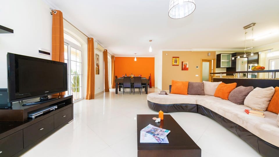 TV and multimedia, Living room