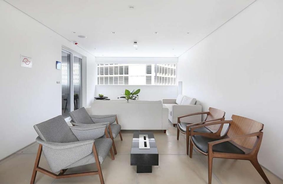 Property building, Spa and wellness centre/facilities, Seating area