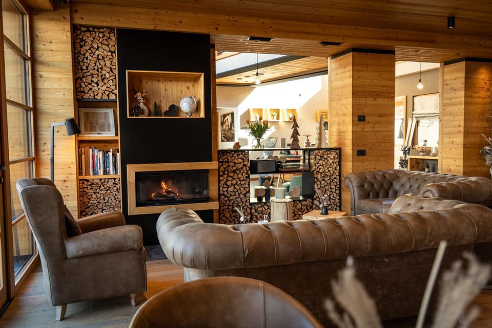 Living room, Lounge or bar, Seating area