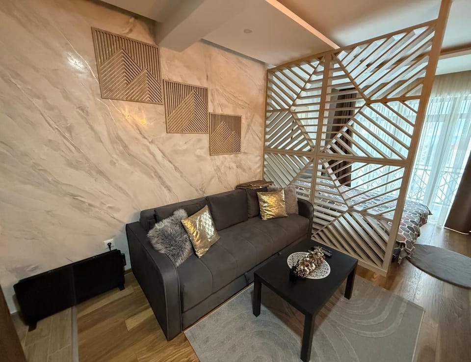 Grand Elegant & Spa Kop Apartment in Serbia
