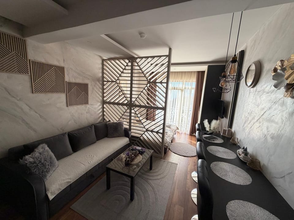 Grand Elegant & Spa Kop Apartment in Serbia